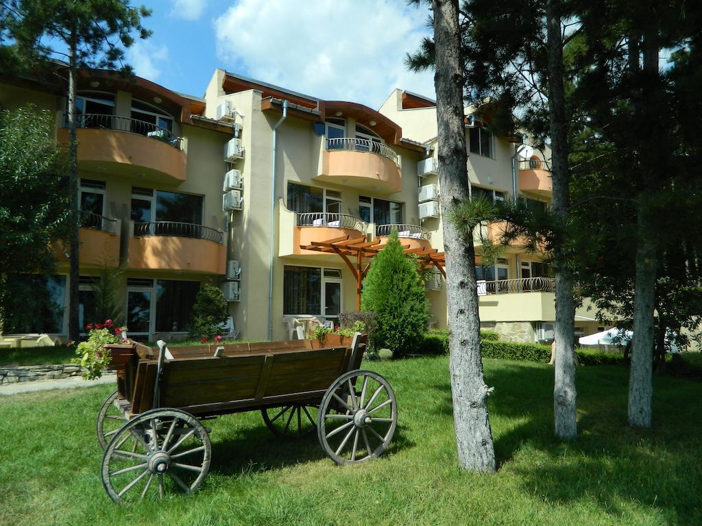 Family Hotel Privileg Sunny Beach Exterior photo